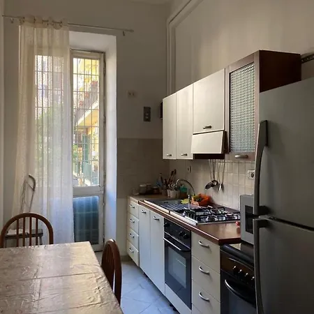 Interno 3 Homestay *