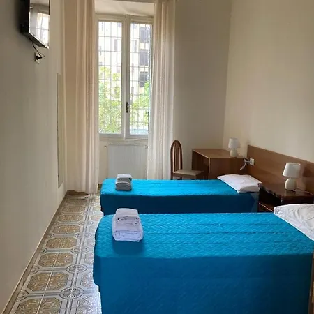 Interno 3 Alloggio in famiglia Roma